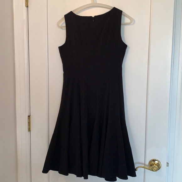 Calvin Klein Sleeveless Sexy Swing Dress. - Picture 3 of 10